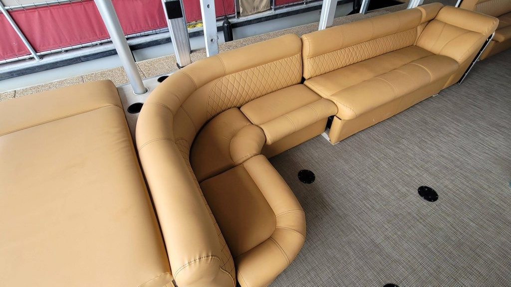 19 passenger 31ft Skyfall luxury tritoon with slide on Lake Travis