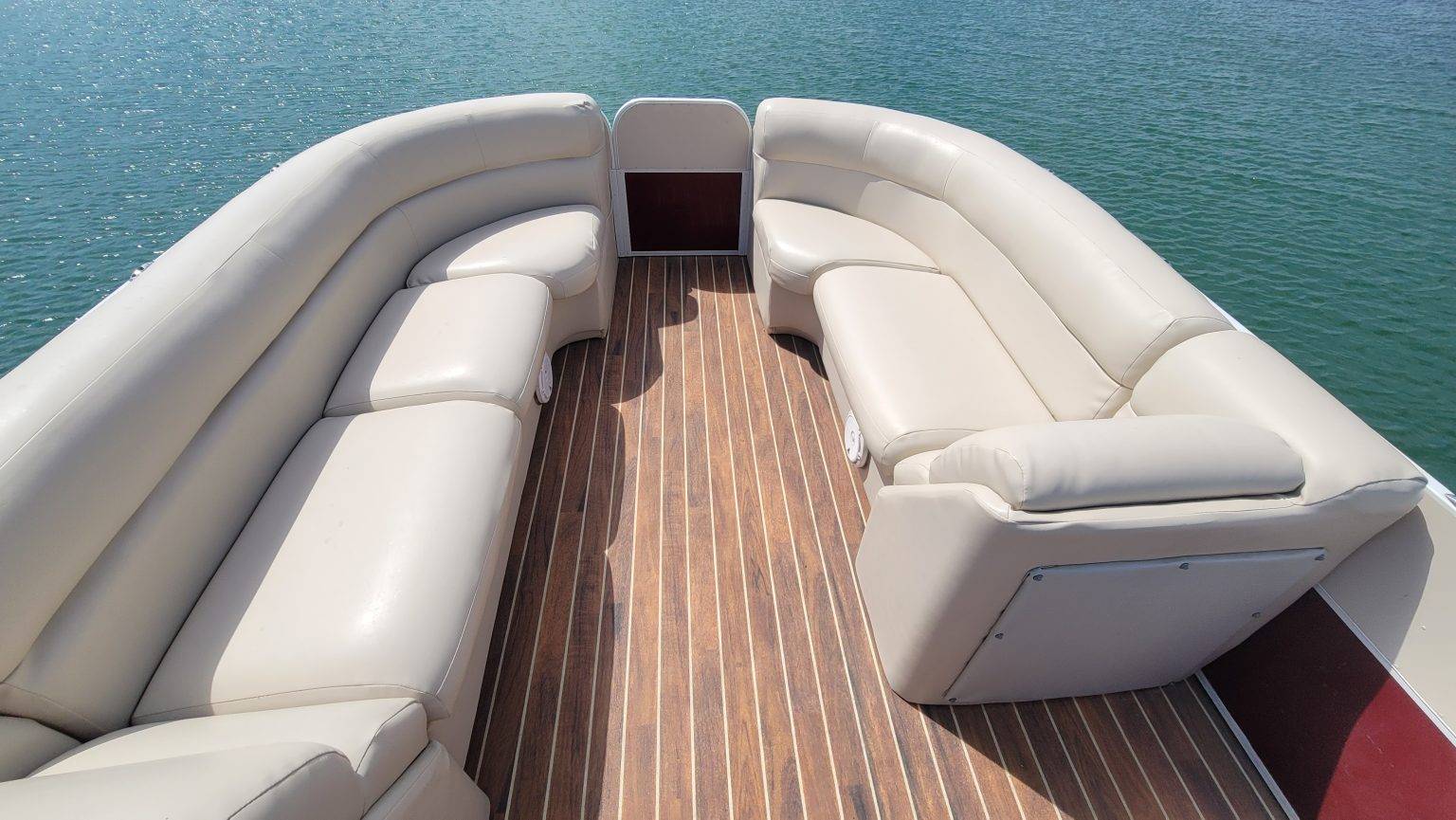 Explore Lake Travis In Style Lake Travis Yacht Rentals