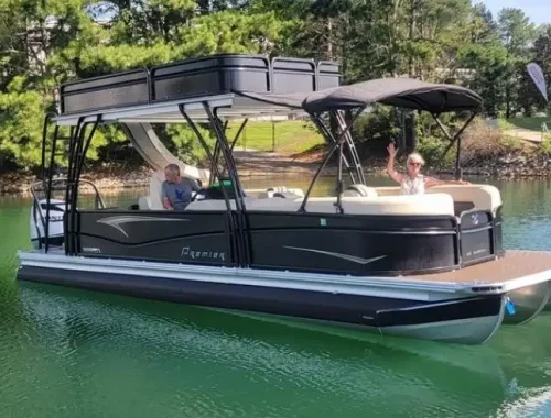 Aquaholic is a 13 Passenger Party Boat on Lake Travis with Slide