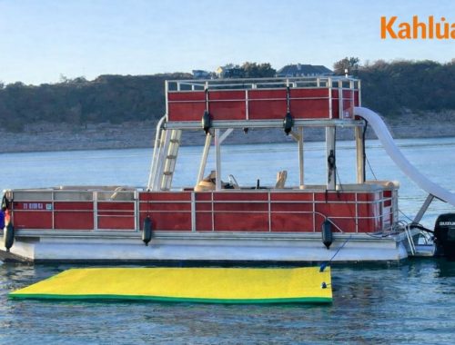 Kahlua - 15 Passenger Tritoon with waterslide
